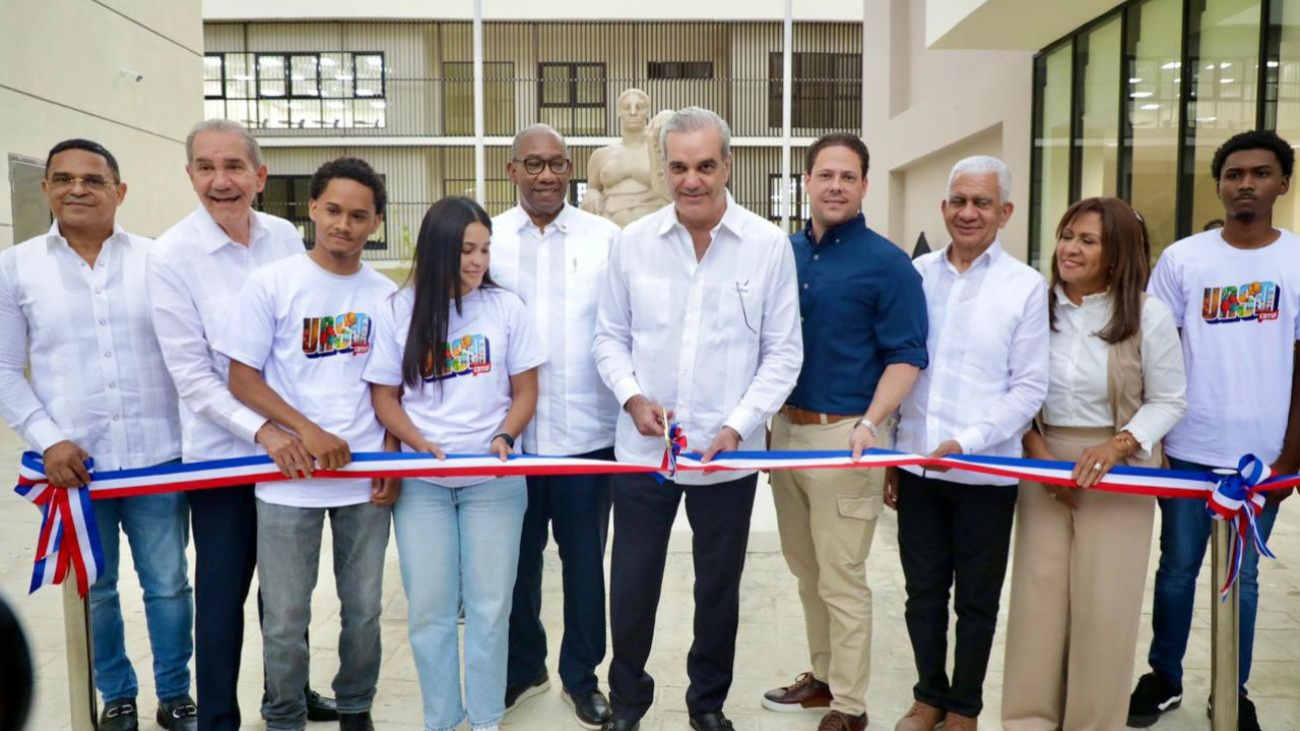 Inauguran en Cotuí nuevo campus regional de la UASD con 29 aulas 5