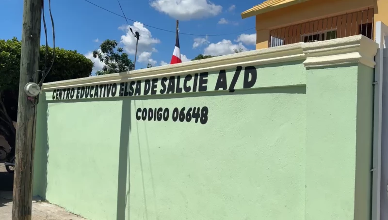 Estudiantes y maestros hospitalizados tras intoxicación por pesticidas en Villa Riva 5