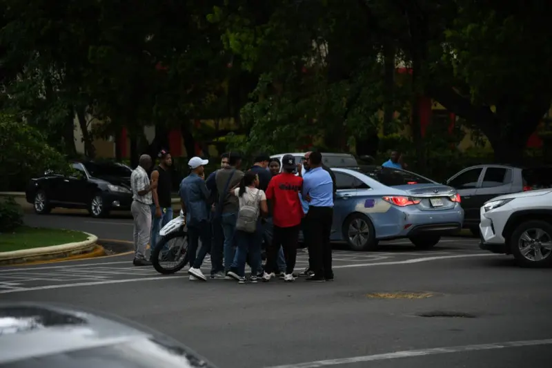 Fallece miembro de seguridad de la UASD tras incidente en la sede central 5 Fallece miembro de seguridad de la UASD tras resultar herido en un incidente en la sede central.