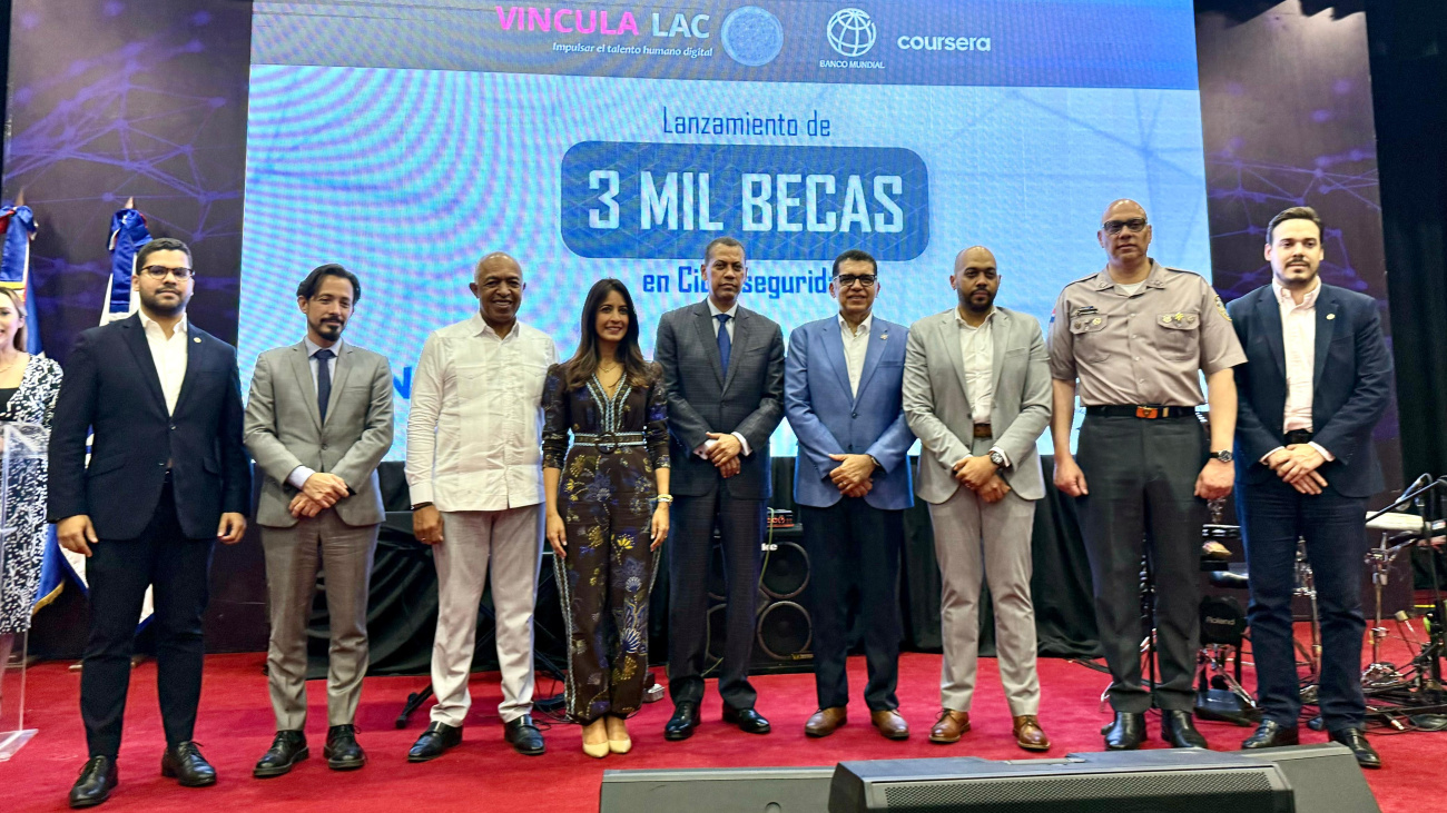 Indotel ofrece 3,000 becas gratuitas para fortalecer la ciberseguridad en el país 5 Indotel lanza 3,000 becas gratuitas para formar talento en ciberseguridad y fortalecer la transformación digital del país.
