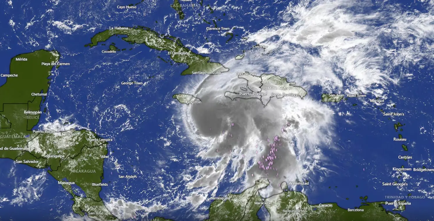 Más de 3,500 personas evacuadas por el paso del huracán Melissa en República Dominicana 9 Más de 3,500 personas evacuadas y 1.4 millones sin agua por el huracán Melissa en República Dominicana.