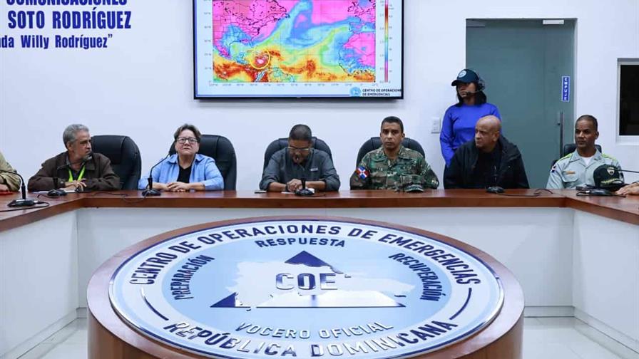 COE reduce las alertas por el huracán Melissa, pero advierte que las lluvias continuarán 13 COE reduce niveles de alerta tras el paso del huracán Melissa, pero advierte que las lluvias seguirán.COE reduce niveles de alerta tras el paso del huracán Melissa, pero advierte que las lluvias seguirán.