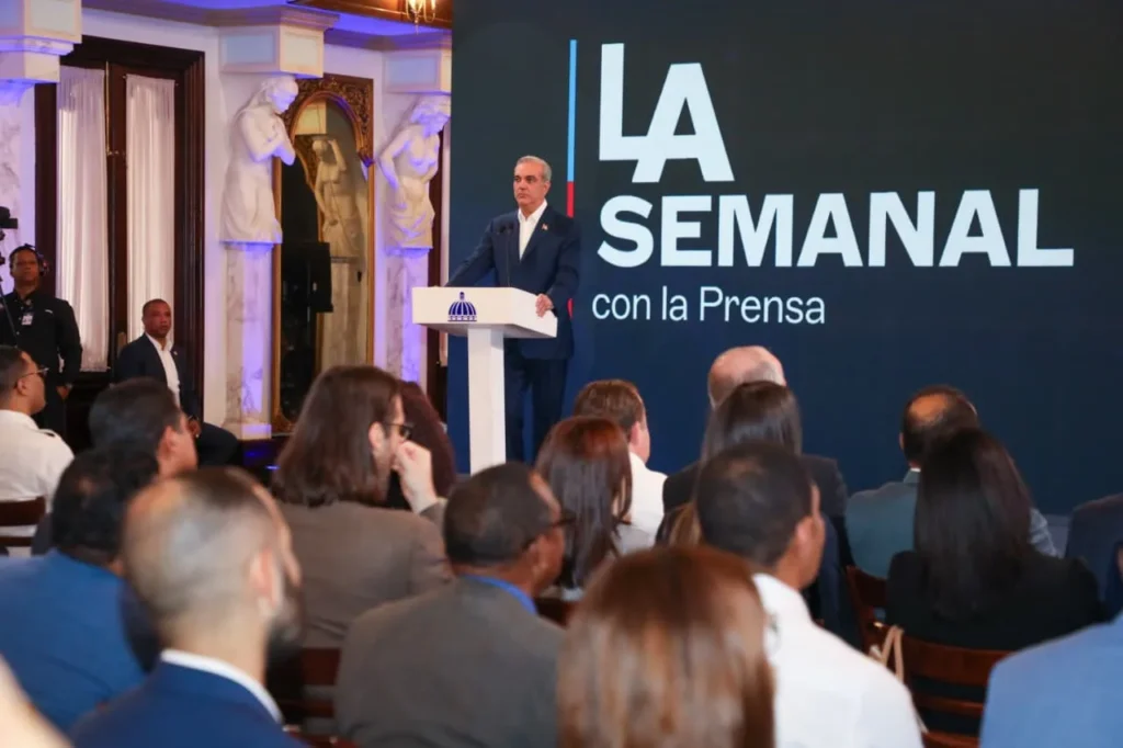 Abinader resalta la fortaleza del sistema financiero dominicano con activos superiores a RD$4 billones 7 Abinader resalta la fortaleza del sistema financiero dominicano con activos superiores a RD$4 billones