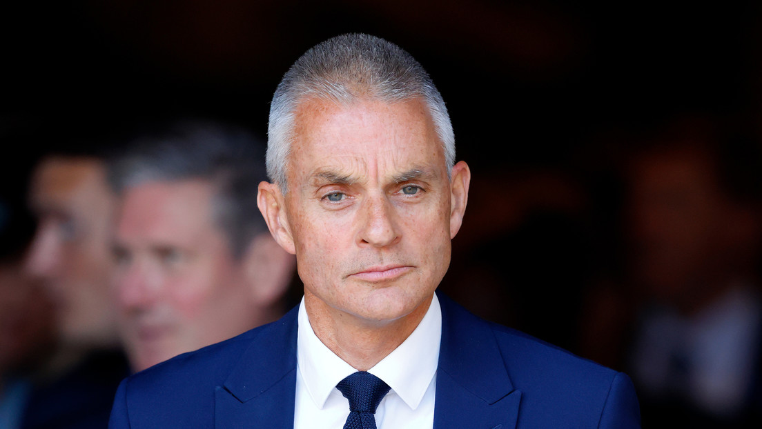 Renuncia director de la BBC tras polémica por edición de video de Trump