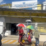 Manifestantes reclaman justicia ante denuncias en el Oncológico de Santiago 2 Manifestantes reclaman justicia ante denuncias en el Oncológico de Santiago