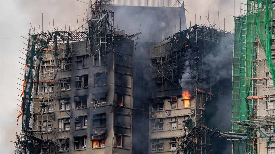 Suben a 55 las víctimas mortales y 279 los desaparecidos en incendio de Tai Po