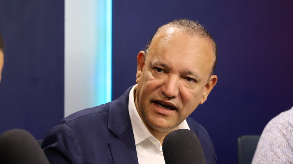 El alcalde Ulises Rodríguez afirmó que Santiago pasó de ser un municipio inseguro en 2020 a convertirse en una de las ciudades más seguras y ordenadas de Latinoamérica, destacando avances en recaudaciones, obras comunitarias y el apoyo del gobierno central.