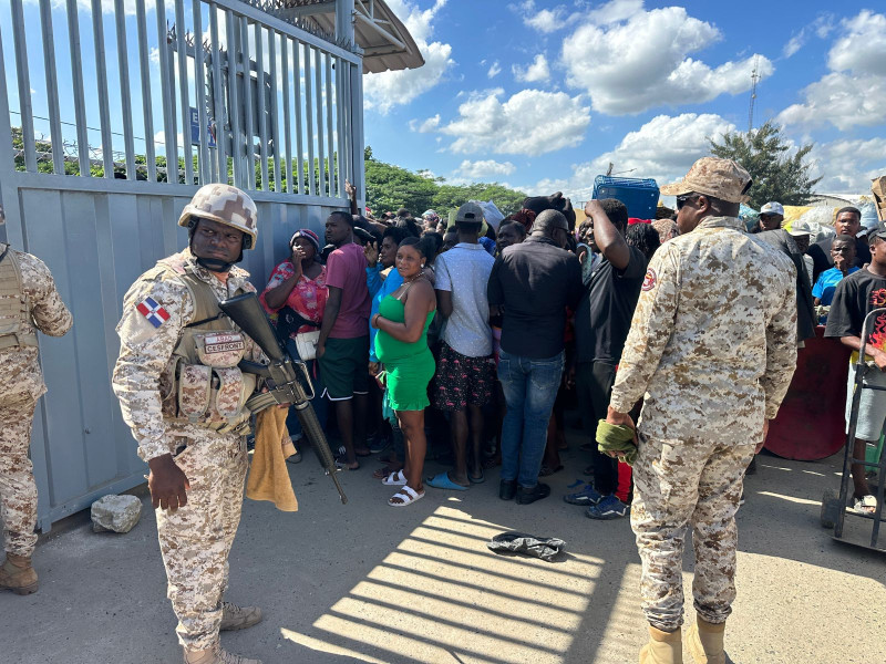 Protesta haitiana interrumpe comercio en puente de Dajabón