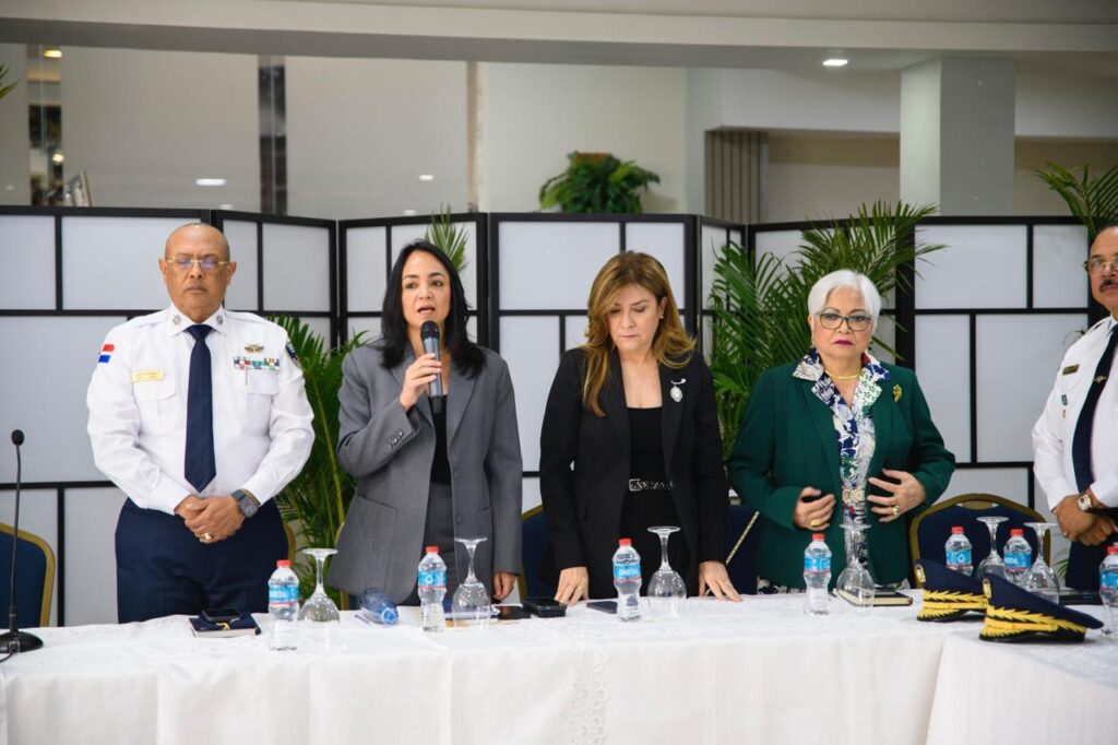 Gobierno flexibiliza horarios de venta de alcohol para Navidad y Año Nuevo