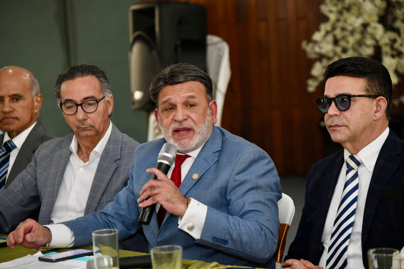 Comerciantes amenazan con paro nacional de 48 horas