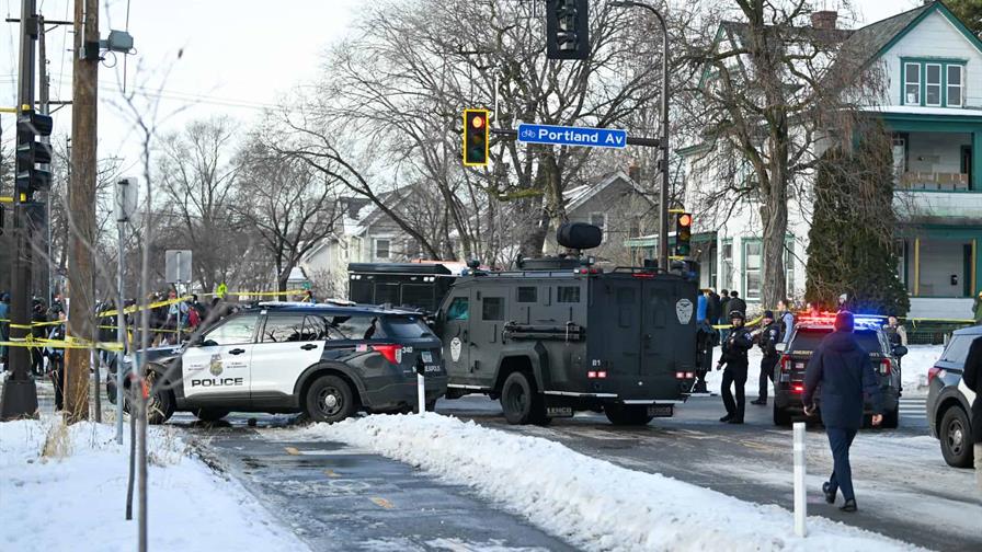 Gobernador de Minnesota declara emergencia por tiroteo de ICE