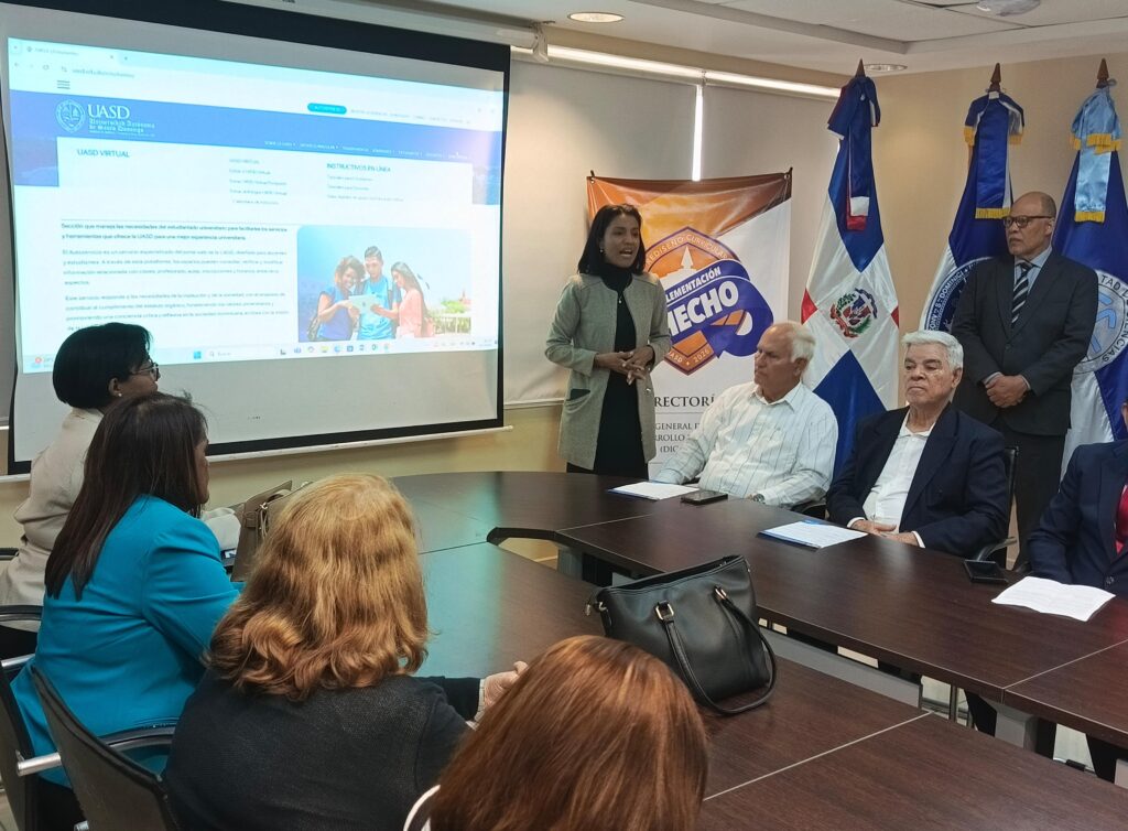 UASD presenta los primeros planes de estudio rediseñados bajo el Enfoque por Competencias