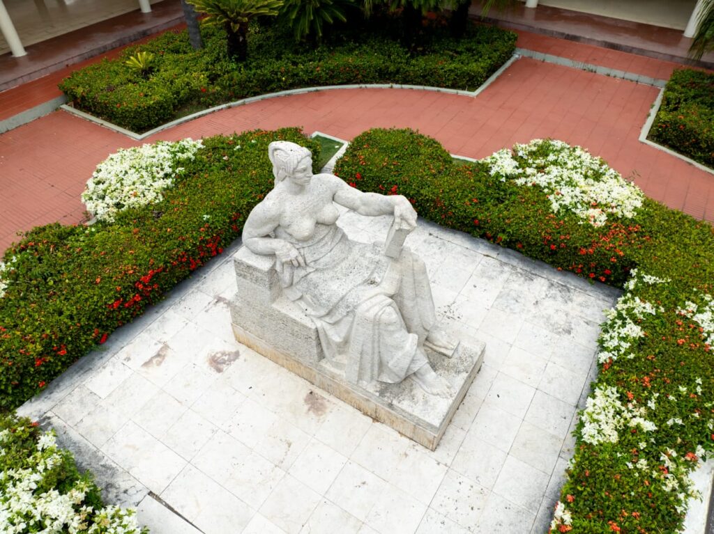 Universidad Autónoma de Santo Domingo ofrecerá diplomados virtuales para la diáspora dominicana