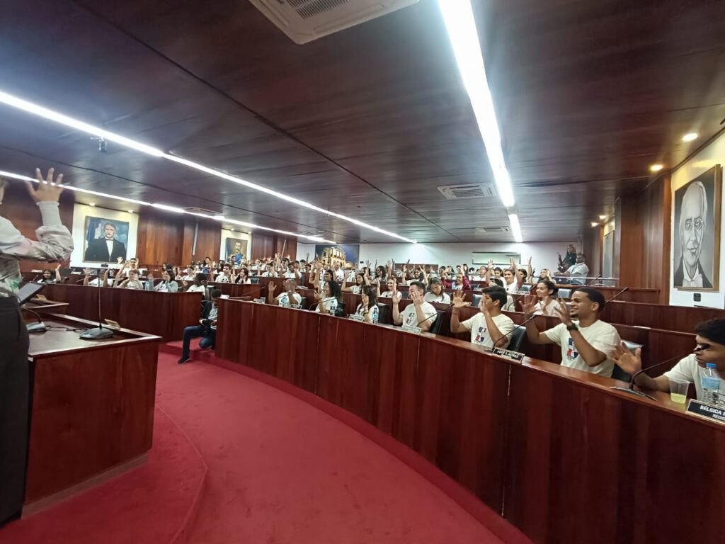 Santiago abre sus puertas al mundo: intercambio cultural internacional fortalece la educación, la identidad y el futuro de la juventud