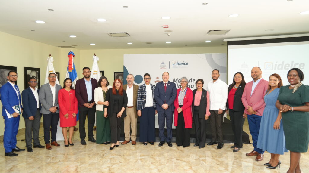 Ideice presenta estudio sobre deserción escolar en contextos vulnerables