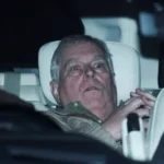 Detienen brevemente al príncipe Andrés por sospecha de mala conducta en cargo público 3 Detienen brevemente al príncipe Andrés por sospecha de mala conducta en cargo público