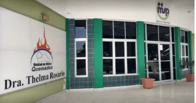 Niña de tres años ingresada con quemaduras tras abandono en Santiago