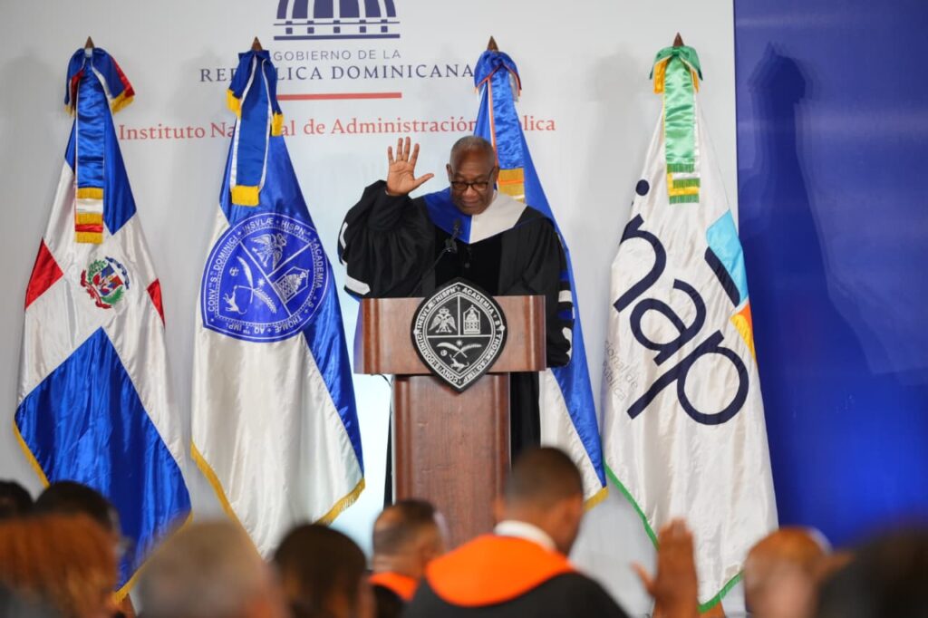 UASD e INAP gradúan primera generación de magísteres en Gobernanza Pública 4 UASD e INAP gradúan primera generación de magísteres en Gobernanza Pública