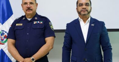 ITLA e IPES analizan acuerdo para fortalecer la formación policial con tecnología, incluyendo ciberseguridad, informática forense y programas de doble titulación.