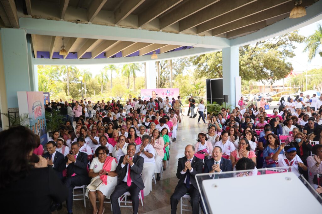 Radhames Silverio propone fortalecer liderazgo femenino y ampliar políticas de apoyo en la UASD 2 Radhames Silverio propone fortalecer liderazgo femenino y ampliar políticas de apoyo en la UASD