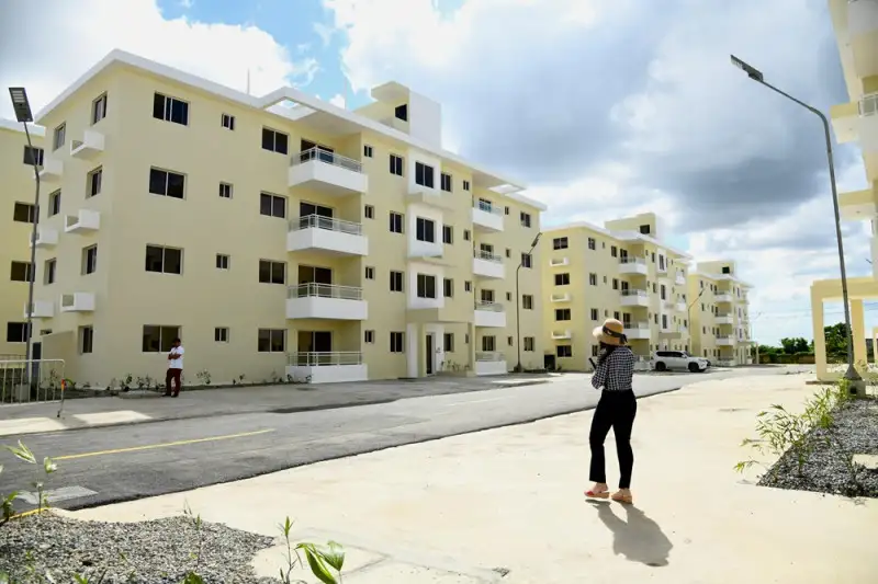 Médicos no reciben apartamentos del proyecto Leocadio Peña