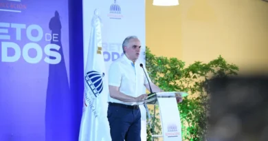 Luis Miguel de Camps descarta que 500 mil estudiantes estén sin aula