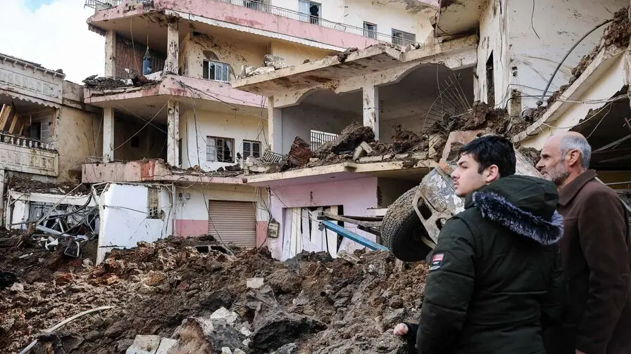 Trump anuncia ataque fuerte a Irán; Irán limita ofensivas en el Golfo