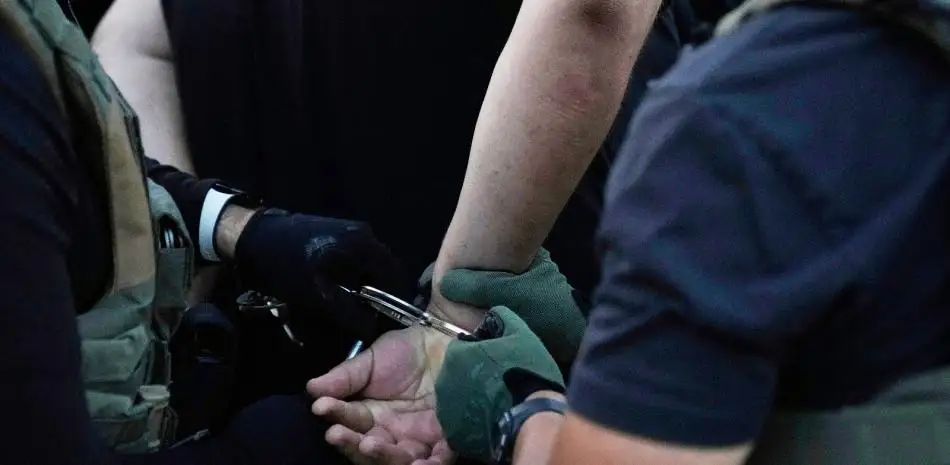 Detienen a dominicano con 50 mil dosis de éxtasis en Paraguay