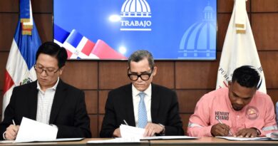 Trabajadores mineros firman pacto con mediación del Ministerio de Trabajo