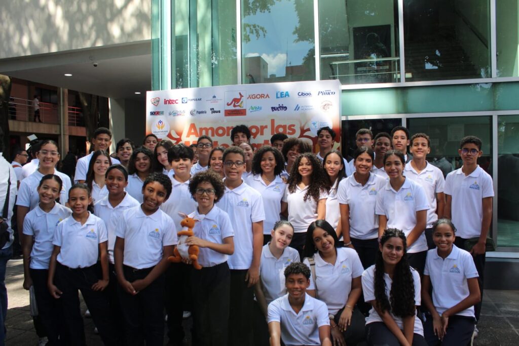 Fundación Ayudar Me Da Vida celebra su 8va edición de la Competencia Internacional Canguro Matemático con más de 5500 estudiantes de todo el país