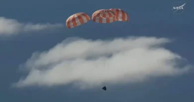 Astronautas de Artemis II amerizan en el Pacífico tras reentrada 4 Astronautas de Artemis II amerizan en el Pacífico tras reentrada
