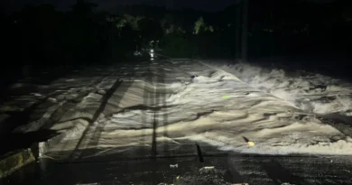 Dos fallecidos y comunidades aisladas en Villa Altagracia por intensas lluvias