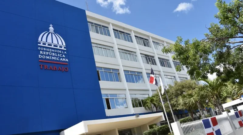 Trabajo recomienda teletrabajo y horarios flexibles en provincias bajo alerta 1