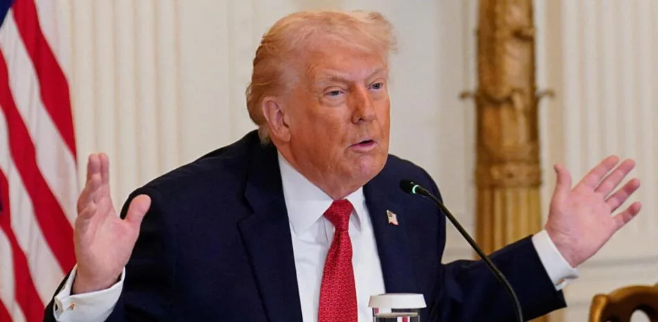 Trump anuncia alto al fuego indefinido en Irán para negociar