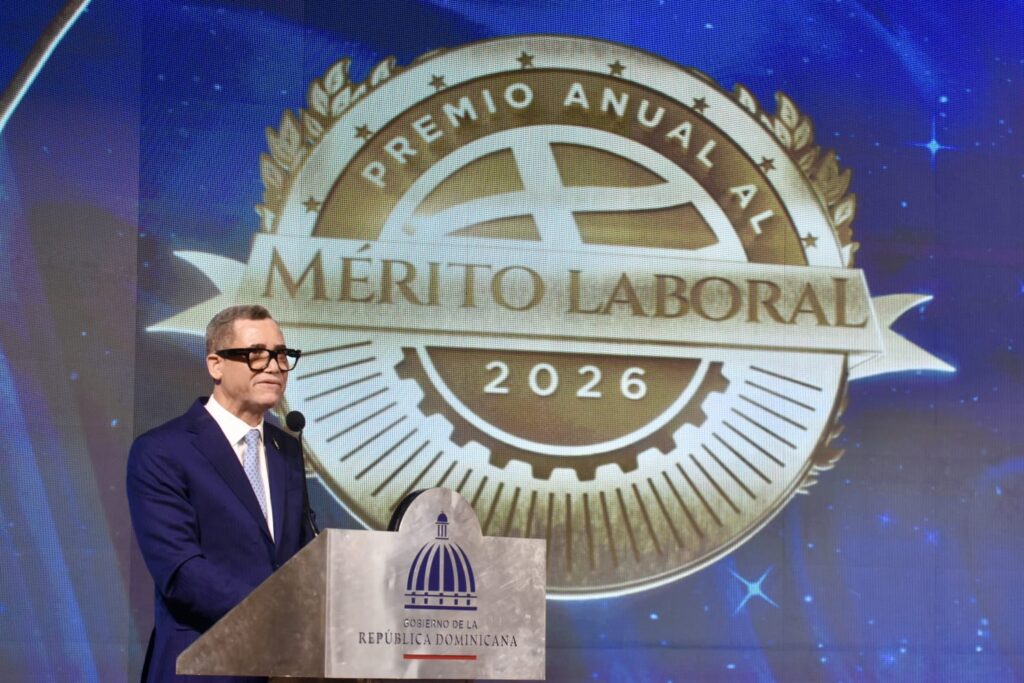Empresarios y sindicalistas se comprometen a seguir trabajando junto al Gobierno en favor del crecimiento económico y bienestar de trabajadores