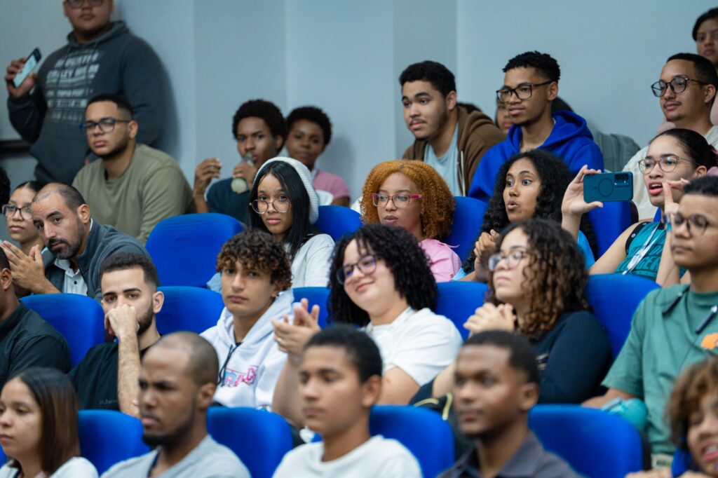 ITLA presenta “ITLA PASS”, un carné inteligente con beneficios académicos y comerciales para estudiantes