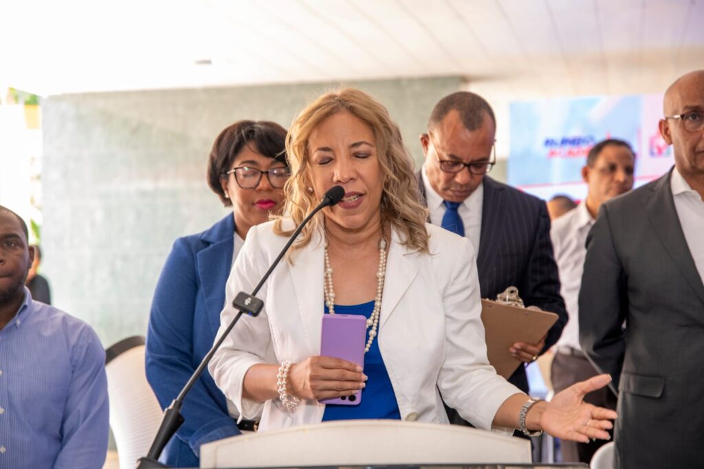 Nace “UNIDOS por la Facultad y la UASD”: Edita Rodríguez y Aldelys Rodríguez firman histórico acuerdo de unidad y apoyo para fortalecer la FCES 7 Nace “UNIDOS por la Facultad y la UASD”: Edita Rodríguez y Aldelys Rodríguez firman histórico acuerdo de unidad y apoyo para fortalecer la FCES