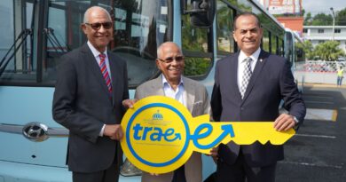 TRAE y OMSA entregan autobuses al ITSC para fortalecer transporte estudiantil