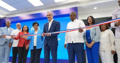 Presidente Abinader y rector Editrudis Beltrán inauguran histórica transformación de la UASD