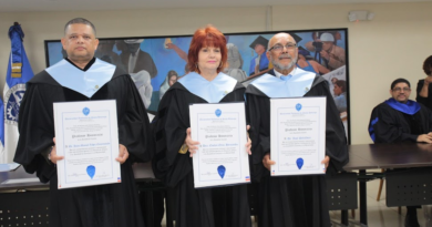 La UASD reconoció a cuatro destacados profesionales como Profesores Honorarios por sus aportes científicos, académicos y educativos.