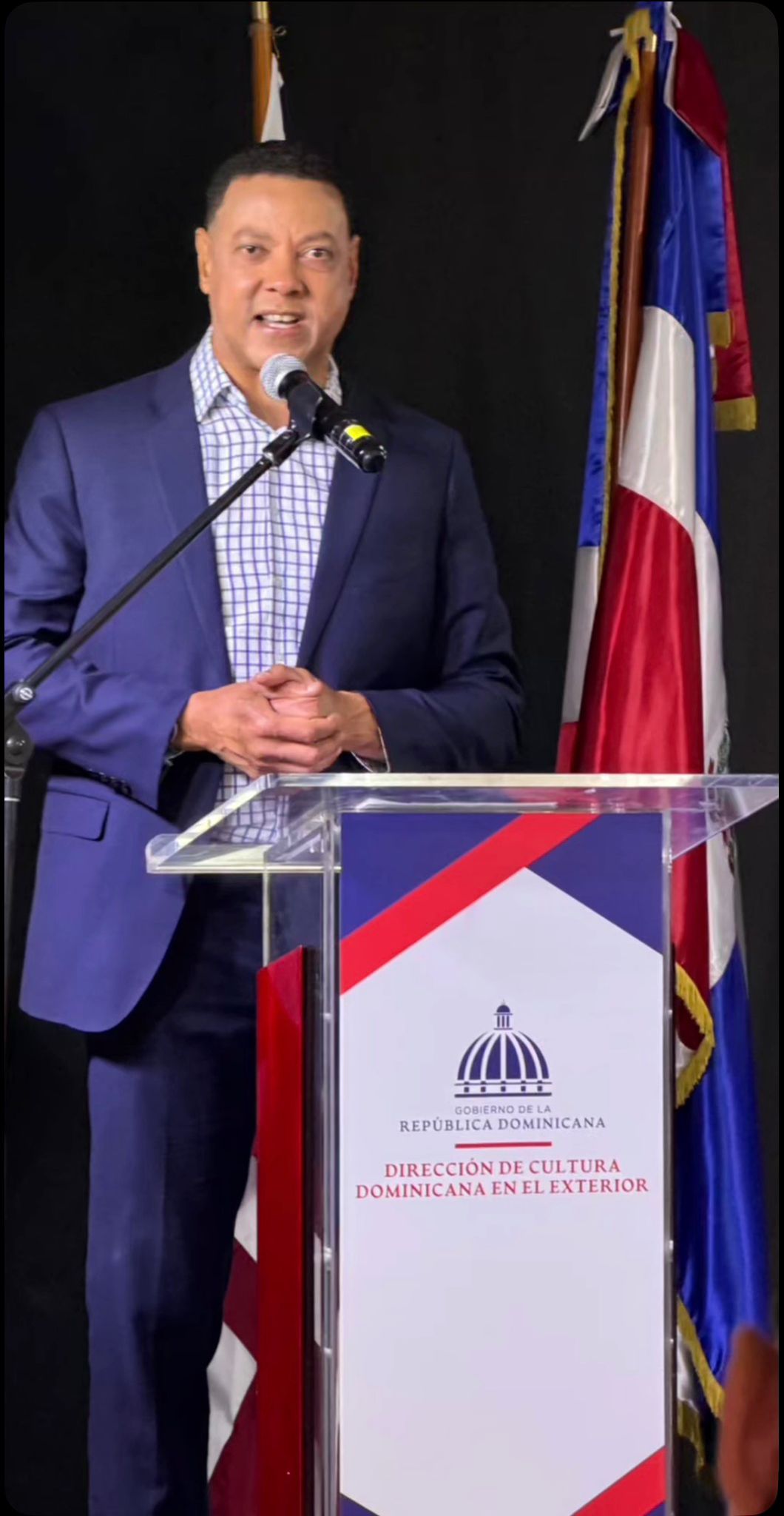 Ubaldo Torres presenta su libro “¡Arriba! Sí, Tú Puedes” en Nueva York con un emotivo y completo programa
