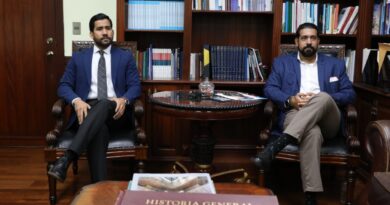 MESCyT aclara alcance de las becas de cooperación internacional y fortalece territorialidad del programa nacional 16 El MESCyT aclaró el alcance de las becas internacionales y destacó que el 70 % de las plazas otorgadas corresponde a carreras STEM.