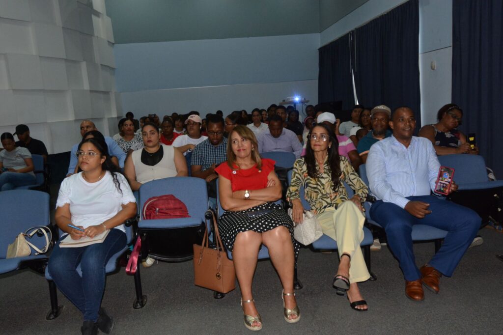 UASD ofrece conferencia sobre “La Inteligencia Artificial al servicio de la salud emocional”