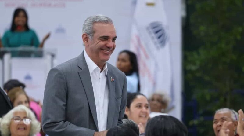 El Gobierno inicia la entrega del Bono Madre 2026 para un millón de beneficiarias dominicanas. Conoce cómo recibir los 1,500 pesos del subsidio El Cariñito.