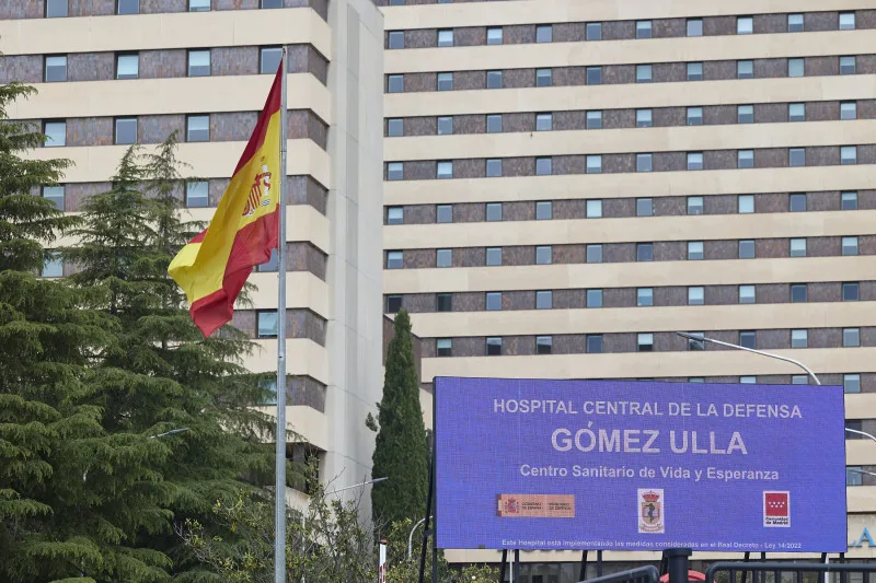 Gómez Ulla prepara cuarentena para 14 españoles del crucero MV Hondius