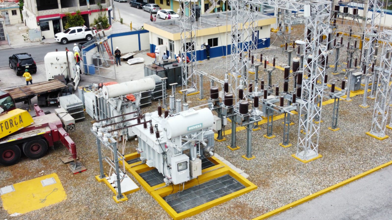 Noticias: 20 Edeeste instalará 12 transformadores en Higüey, La Romana y SD para evitar sobrecargas