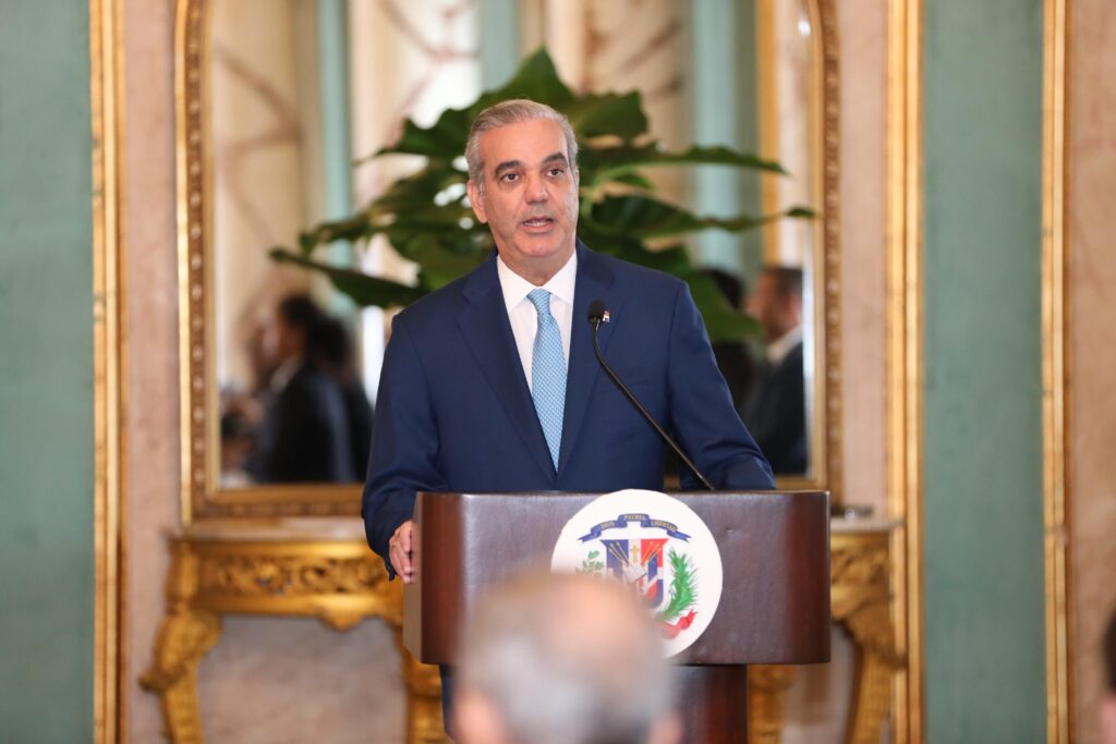 Abinader y presidenta de Surinam firman acuerdos estratégicos en turismo, agricultura y seguridad 3 Abinader y presidenta de Surinam firman acuerdos estratégicos en turismo, agricultura y seguridad