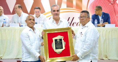Gobierno promete continuar apoyo a medianos y pequeños industriales de la harina