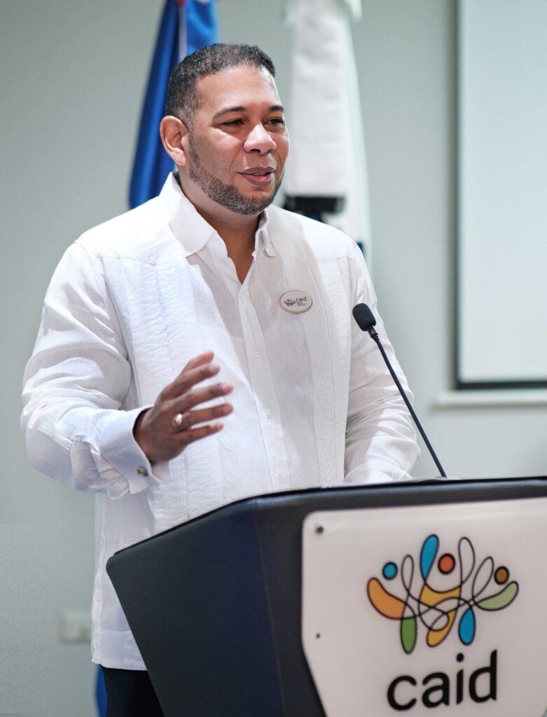 CAID Santiago realiza taller “El CAID y los Medios” para fortalecer vínculos con periodistas y comunicadores 7 CAID Santiago realiza taller “El CAID y los Medios” para fortalecer vínculos con periodistas y comunicadores