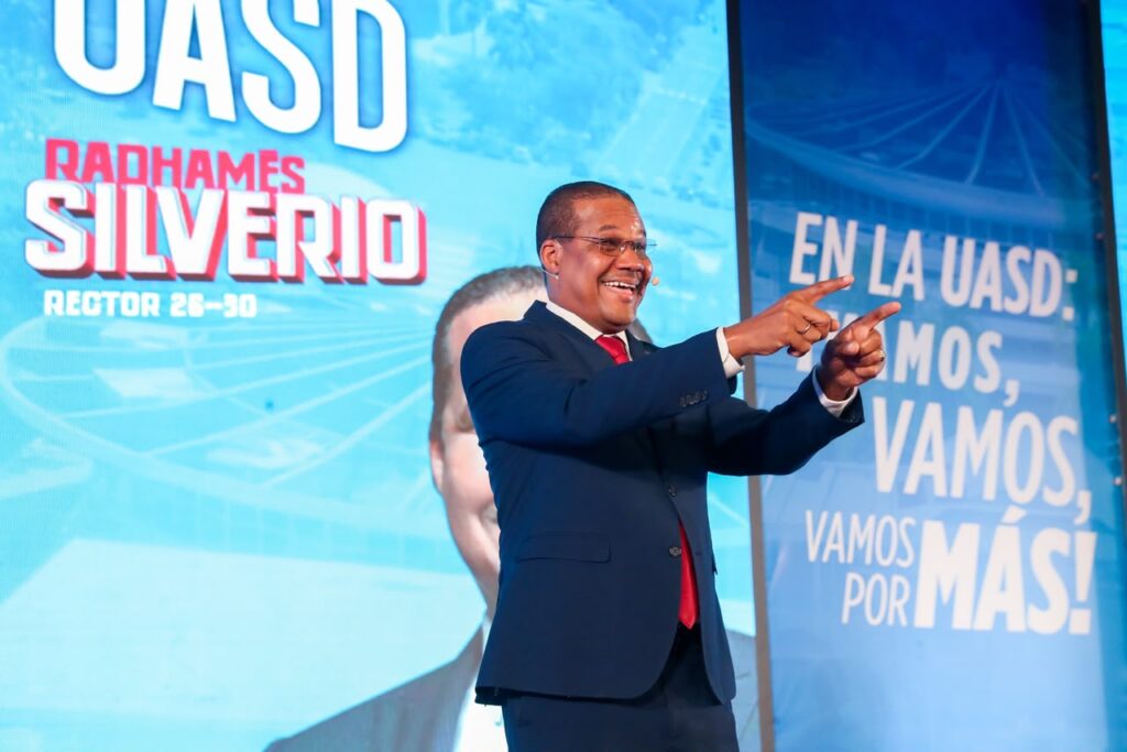 Radhamés Silverio cierra campaña con llamado a consolidar la transformación de la UASD y prepararla para los desafíos del futuro